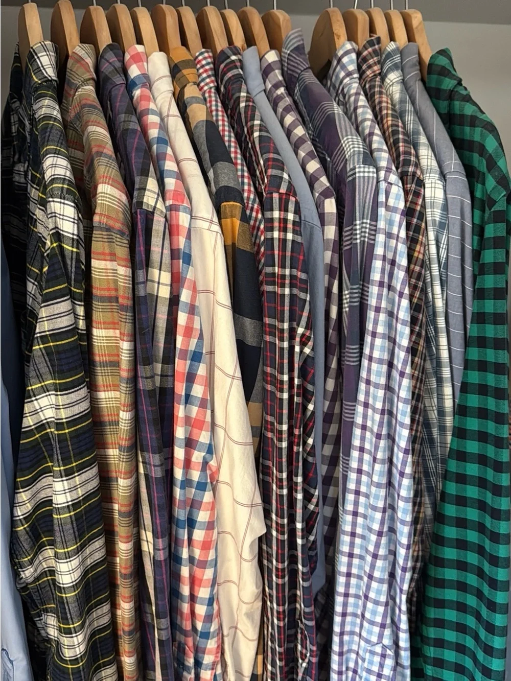 J.Crew 16 Assorted Men's Button-Down Shirts Size S